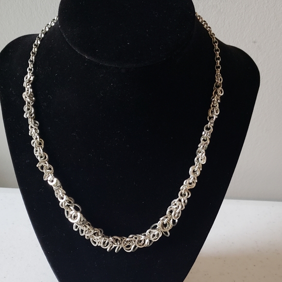 FASHION JEWELRY NECLACES - Picture 2 of 2